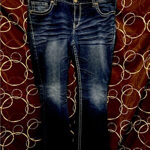 Aiko women Silver jeans 18waist/33 inseam dark wash!